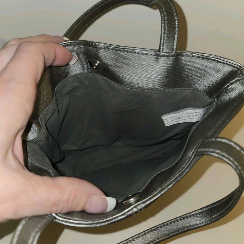 Elizabeth Arden Silver Gray Satin Evening Special Occasion Bag Snap Closure‎
